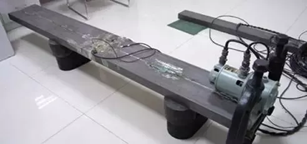 圖13:應(yīng)變可量化式振動時效系統(tǒng)